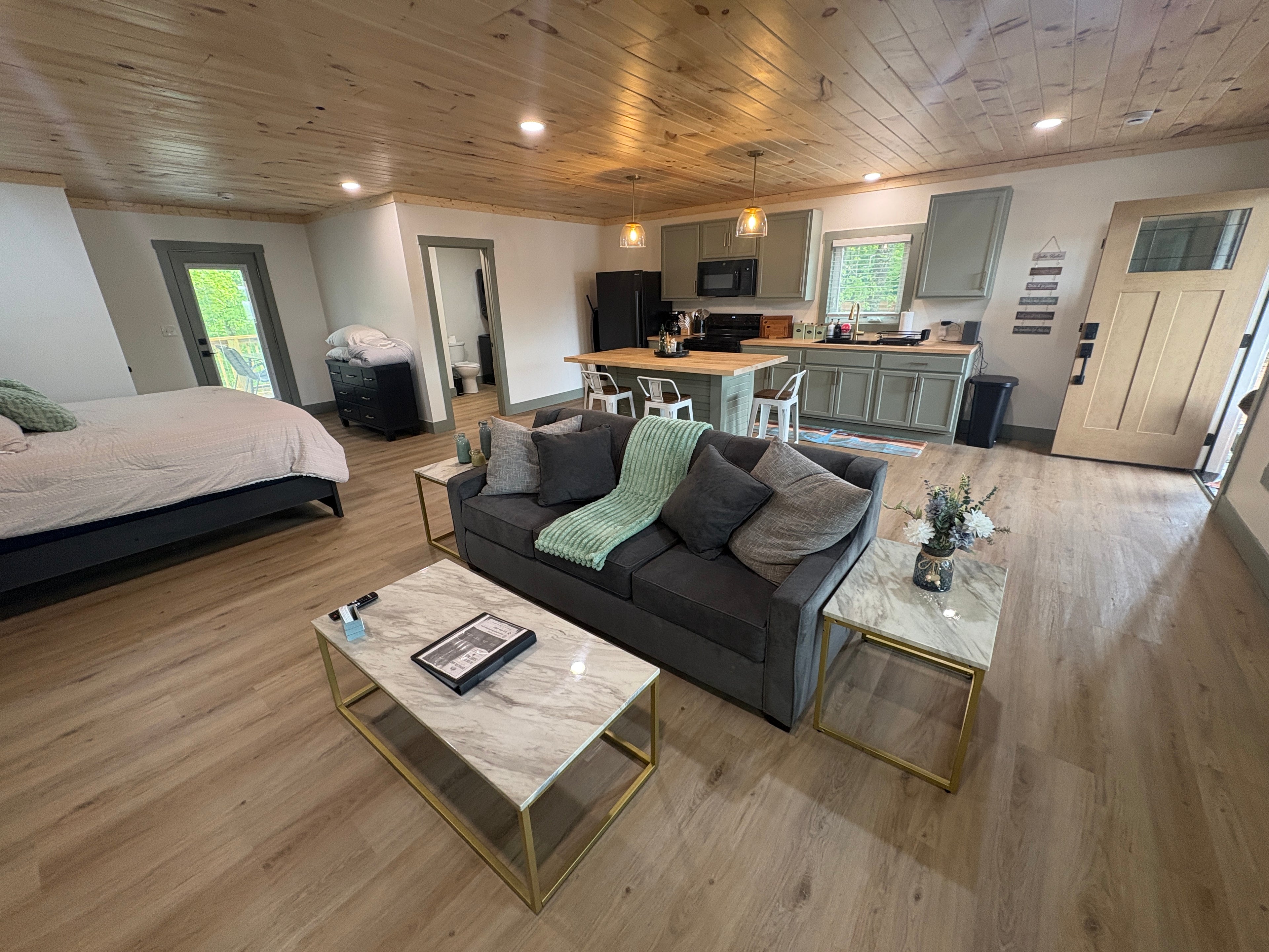 The Hideaway at Wolf Creek