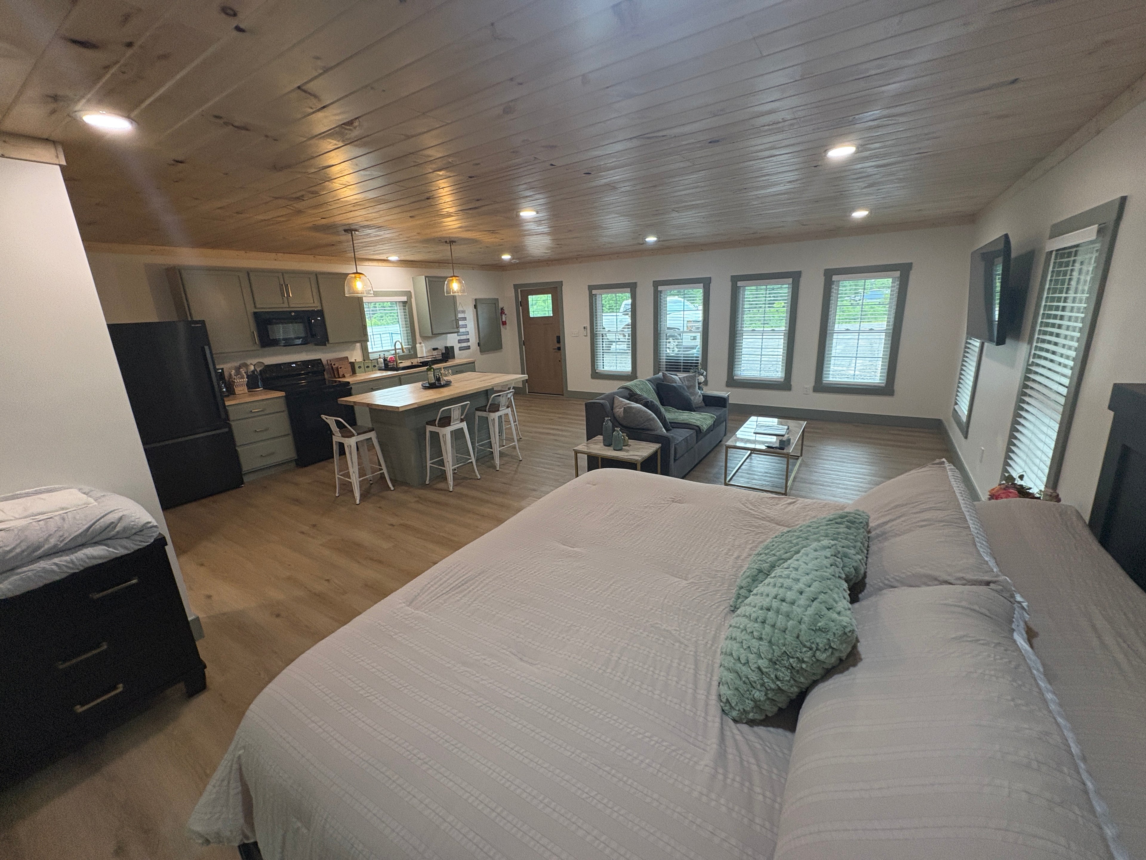 The Hideaway at Wolf Creek